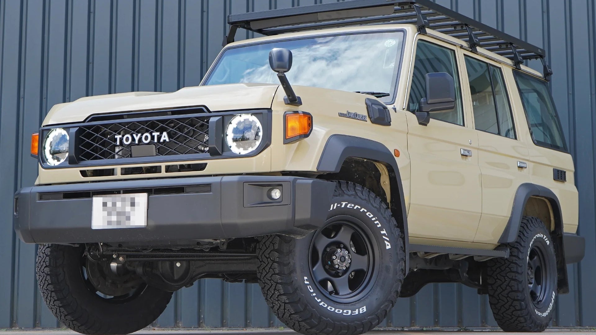 TOYOTA LAND CRUISER 76 (2023+)