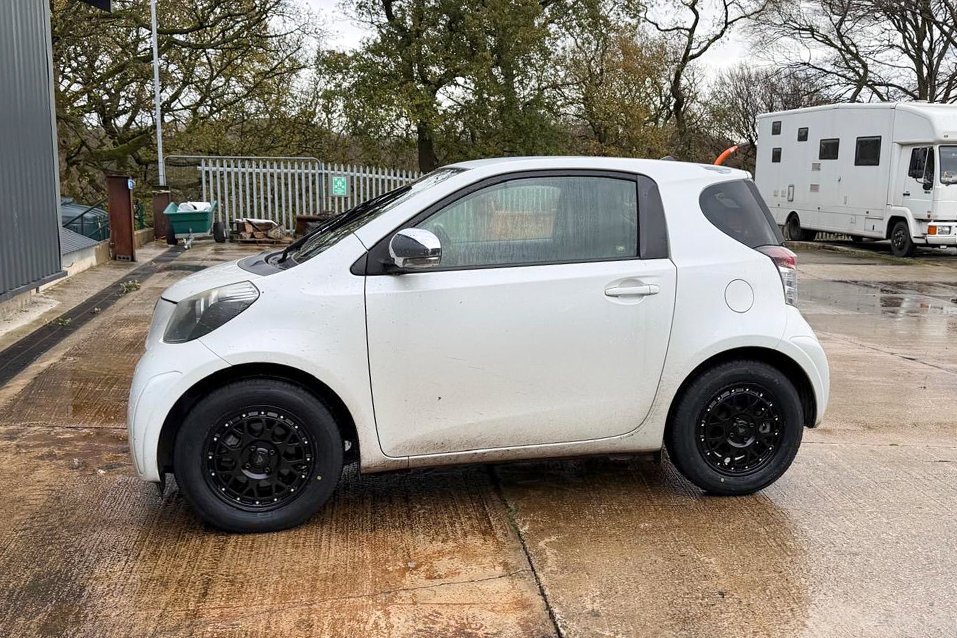 TOYOTA IQ (2008+)