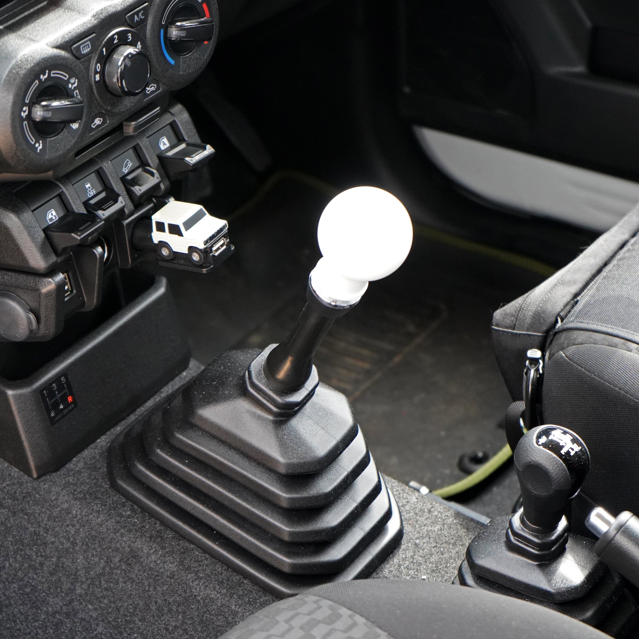 APIO 54 Shift Knob (Plastic) for Suzuki Jimny 2018+