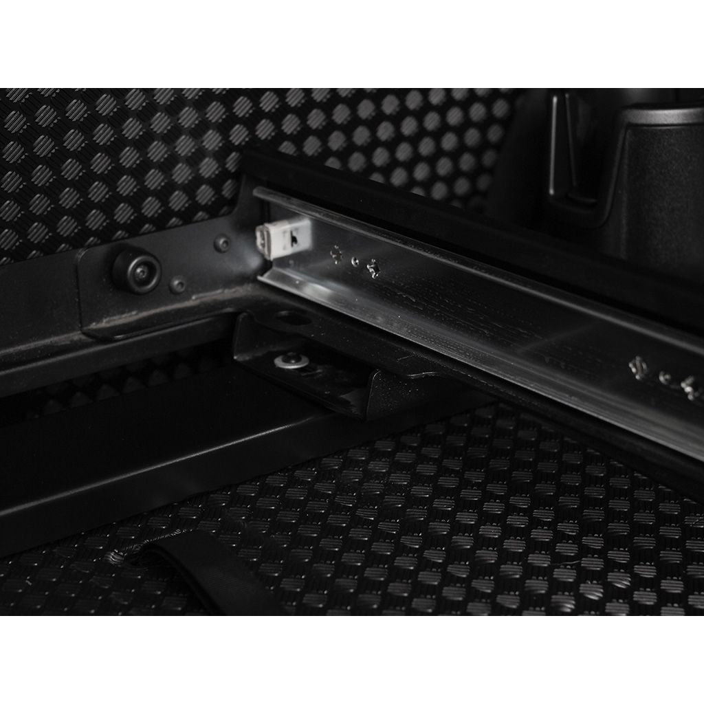 Front Runner Cargo Slide for Land Rover New Defender 110 (2020+)